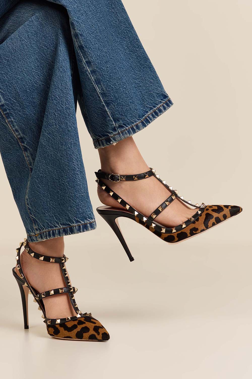 נעלי עקב מנומרות